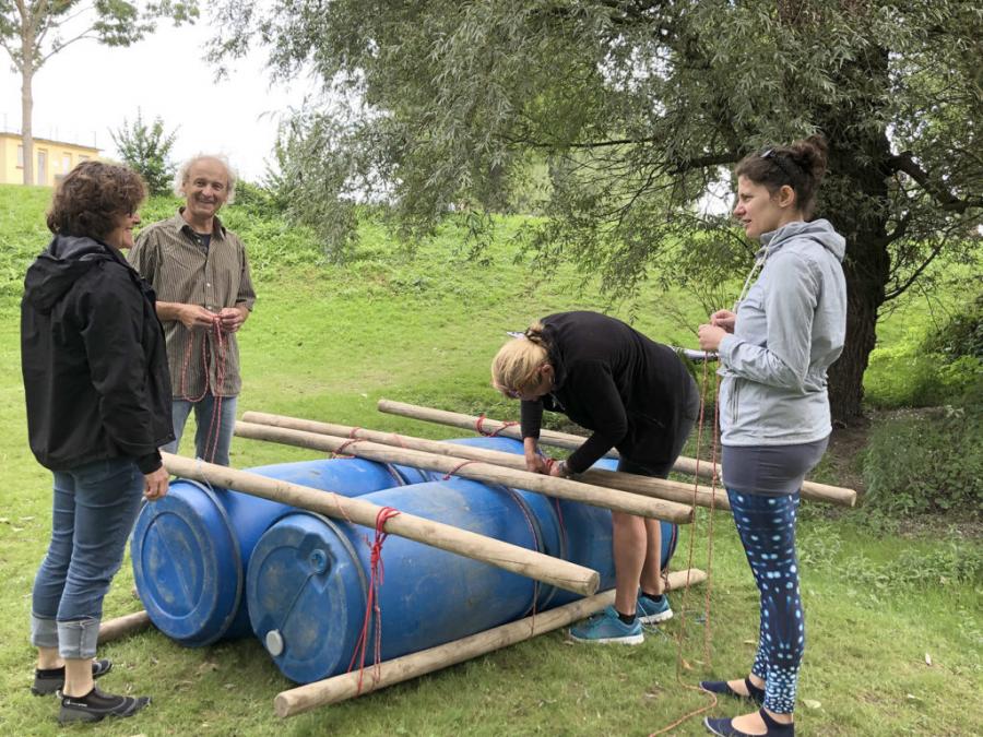 Floßbau – konstruieren, bauen und gewinnen
