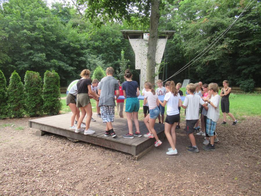 Mondsteine im Kletterpark
