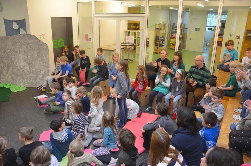  Auferstehungsfeier der Grundschule am 13.4.18